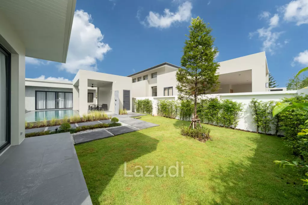 Family-Friendly Luxury 4 bed Pool Villa in Phuket