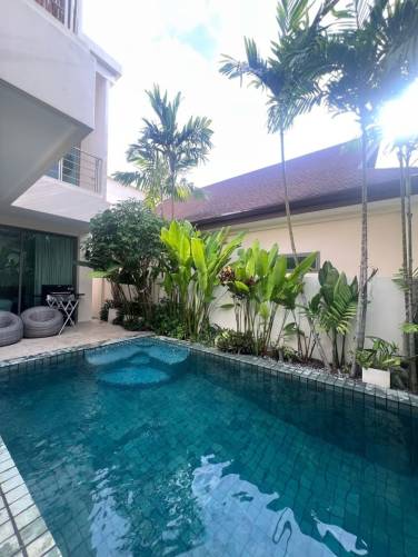 4 Bedroom Pool Villa For Rent In Rawai