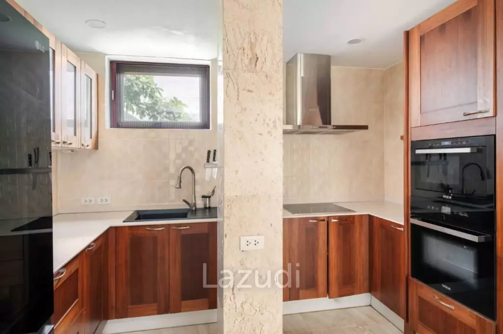 3-Bedroom Villa with Private Pool & Gym in Ang Thong, Ko Samui