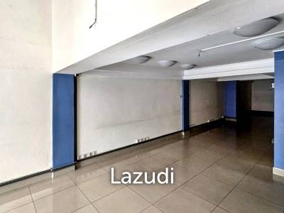 Premium Retail Space in Khlong Toei Bangkok