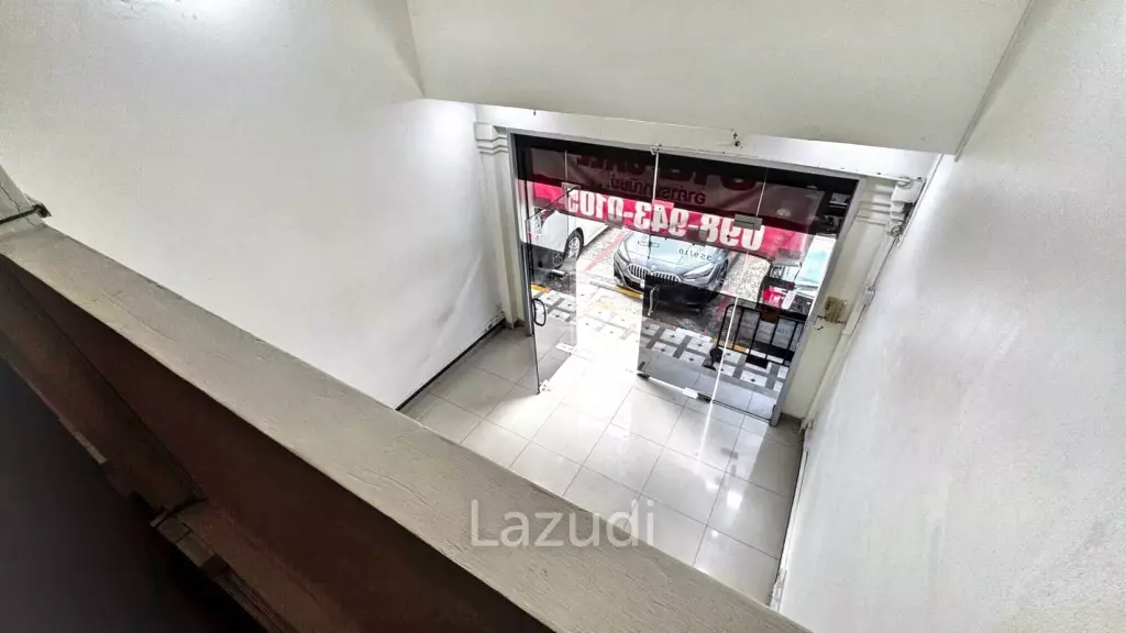 Premium Retail Space in Khlong Toei Bangkok