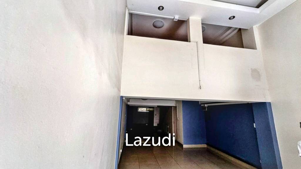 Premium Retail Space in Khlong Toei Bangkok