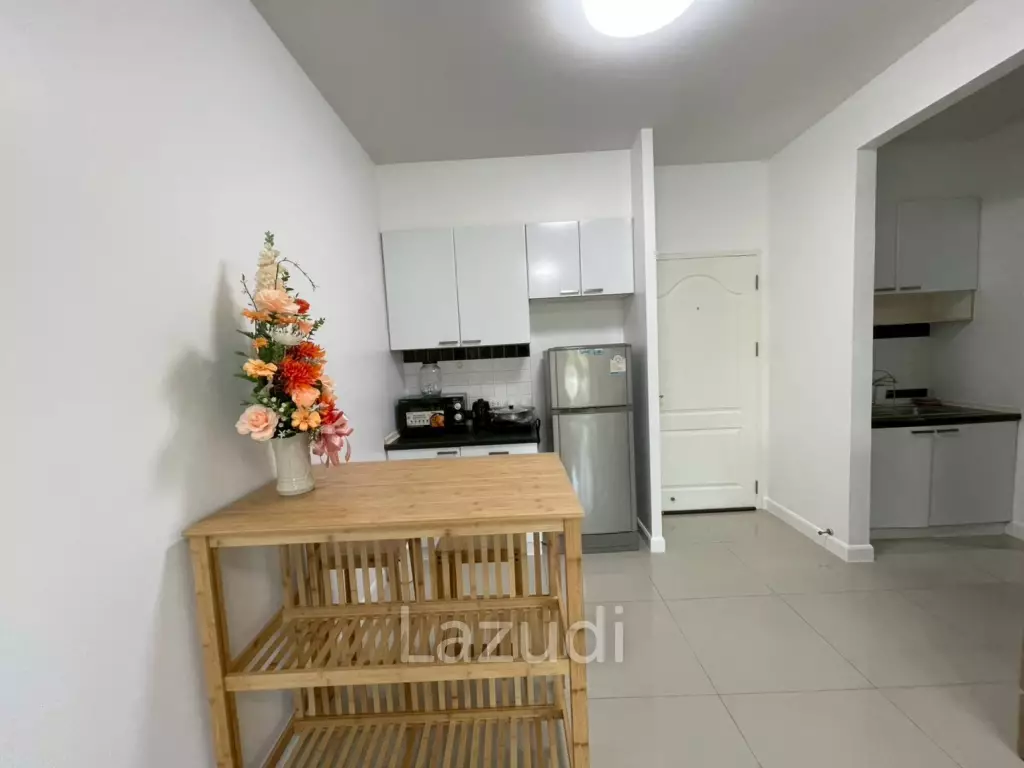 Flame Tree Residences: 1 Bedroom 1 bath city center