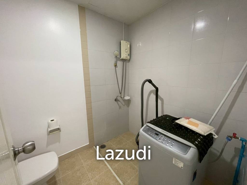 Flame Tree Residences: 1 Bedroom 1 bath city center