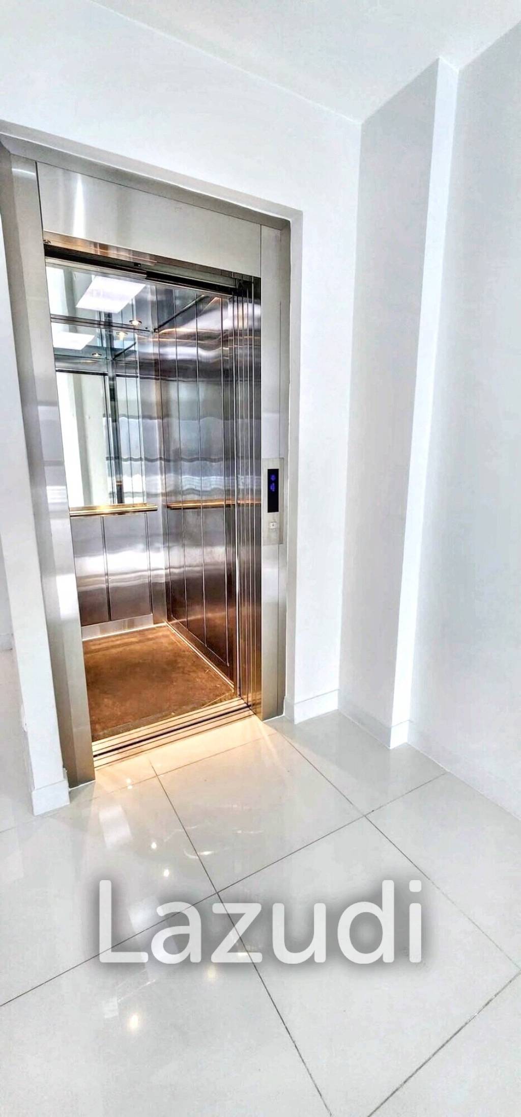 Front Unit Home Office near BTS On Nut | 4.5 Floors