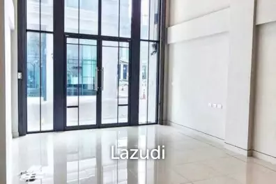 Front Unit Home Office near BTS On Nut | 4.5 Floors