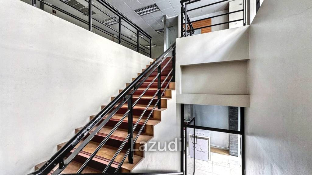 Ultra Luxury Bangkok Office Space on Ekamai Road