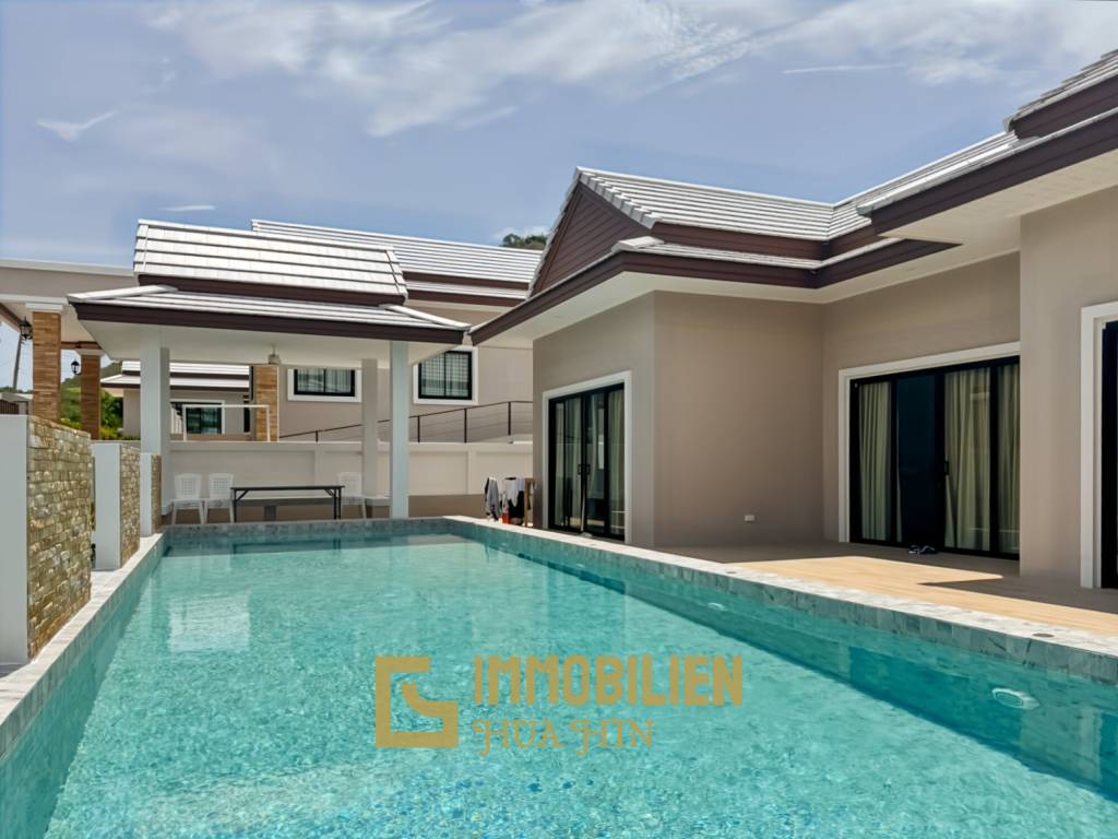 Baan Thongsuk Villa, Pak Nam Pran: 4 chambres à coucher villa avec piscine