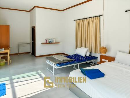 Baan Thongsuk Villa, Pak Nam Pran: 4 chambres à coucher villa avec piscine