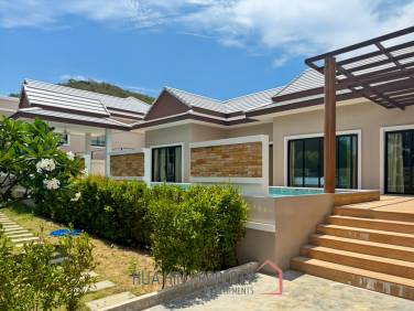 4-Bedroom Villa with Pool in Baan Thongsuk Villa, Pak Nam Pran