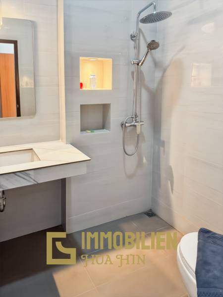 Baan Thongsuk Villa, Pak Nam Pran: 4 chambres à coucher villa avec piscine