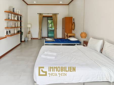 Baan Thongsuk Villa, Pak Nam Pran: 4 chambres à coucher villa avec piscine