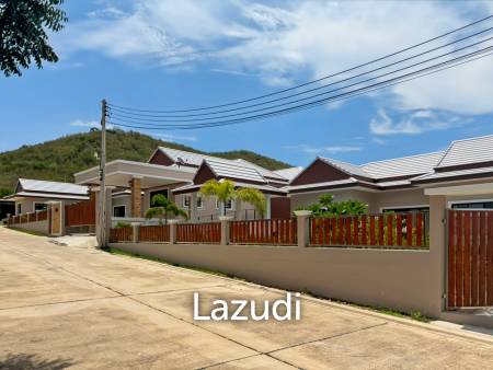 4-Bedroom Villa with Pool in Baan Thongsuk Villa, Pak Nam Pran