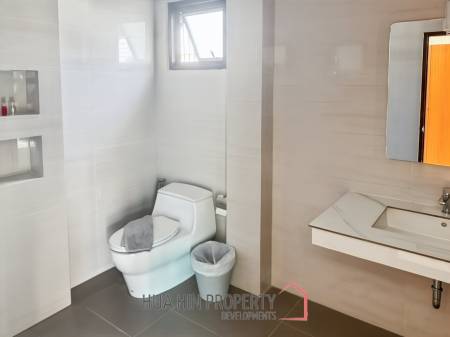4-Bedroom Villa with Pool in Baan Thongsuk Villa, Pak Nam Pran