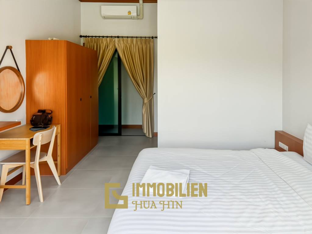Baan Thongsuk Villa, Pak Nam Pran: 4 chambres à coucher villa avec piscine