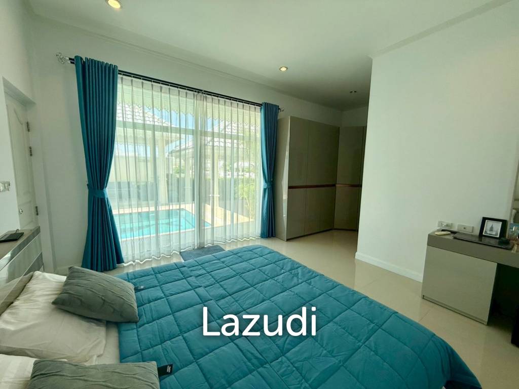 Nice Breeze 8 Pool Villa – 3 Bedrooms, 2 Bathrooms with European Kitchen in Cha-Am