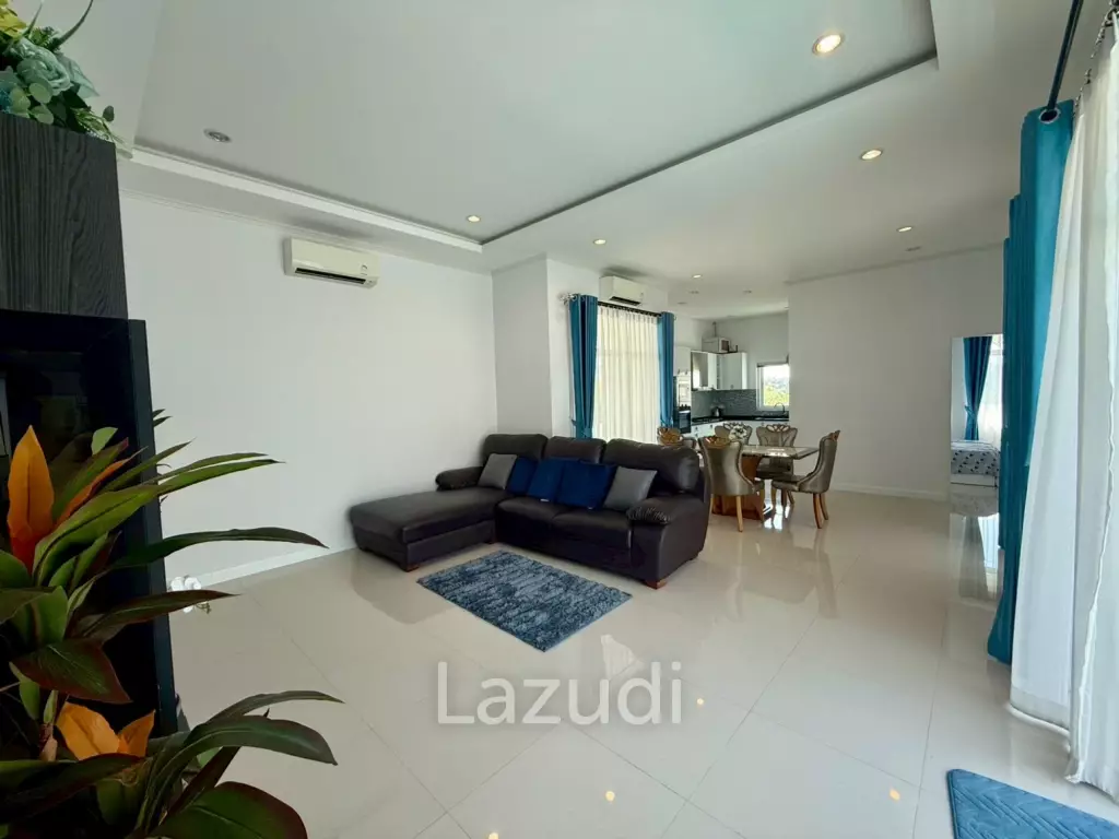 Nice Breeze 8 Pool Villa – 3 Bedrooms, 2 Bathrooms with European Kitchen in Cha-Am