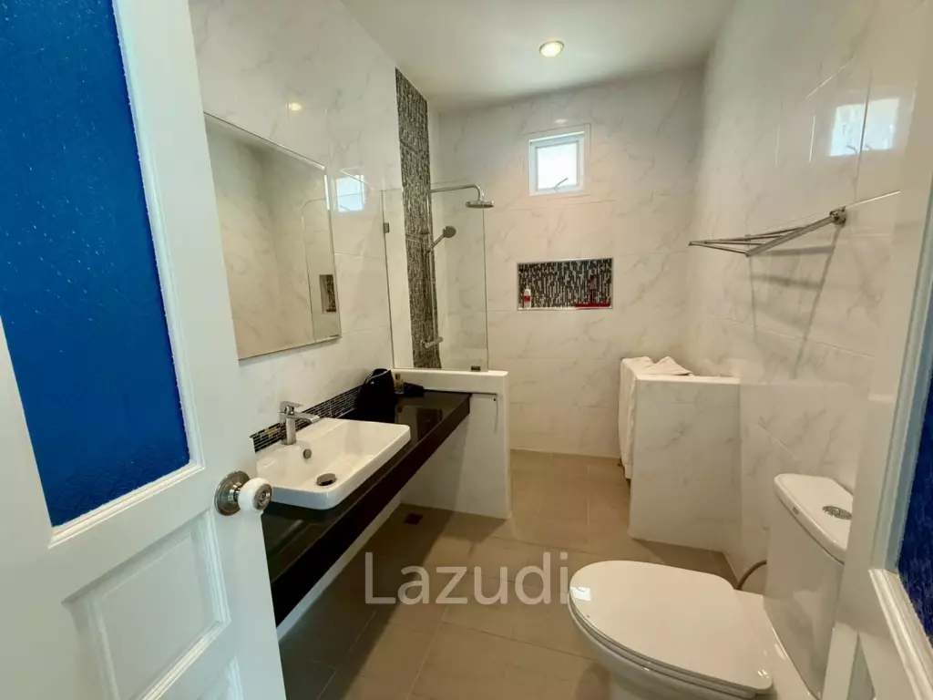 Nice Breeze 8 Pool Villa – 3 Bedrooms, 2 Bathrooms with European Kitchen in Cha-Am