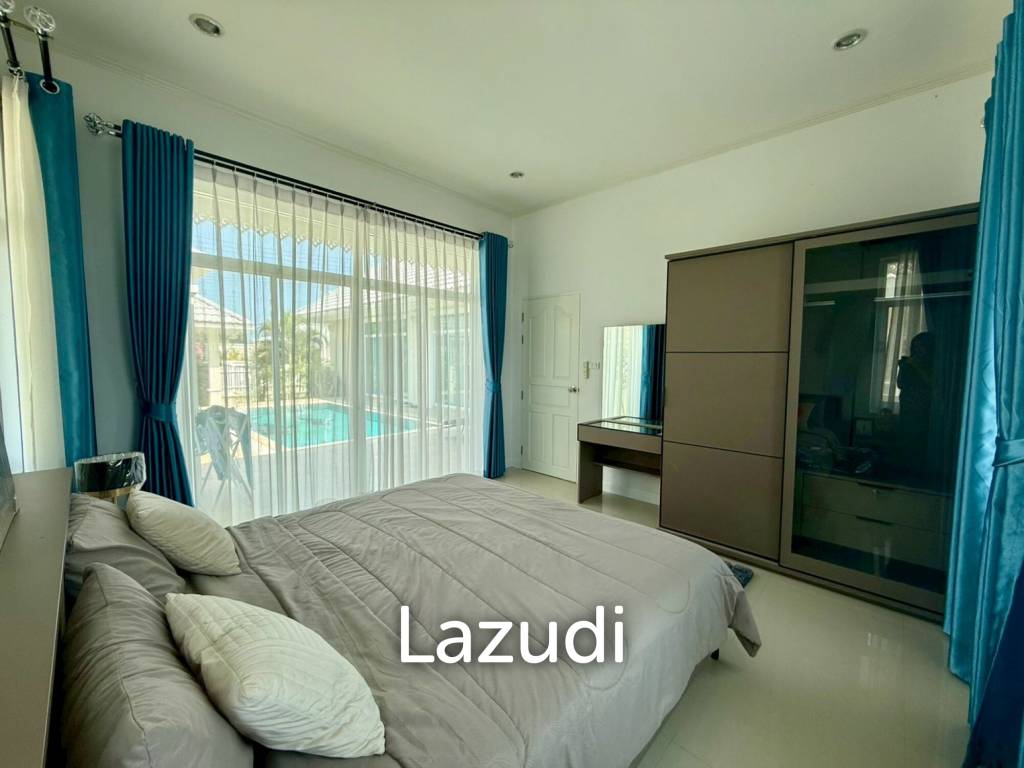 Nice Breeze 8 Pool Villa – 3 Bedrooms, 2 Bathrooms with European Kitchen in Cha-Am