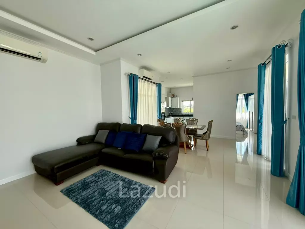 Nice Breeze 8 Pool Villa – 3 Bedrooms, 2 Bathrooms with European Kitchen in Cha-Am