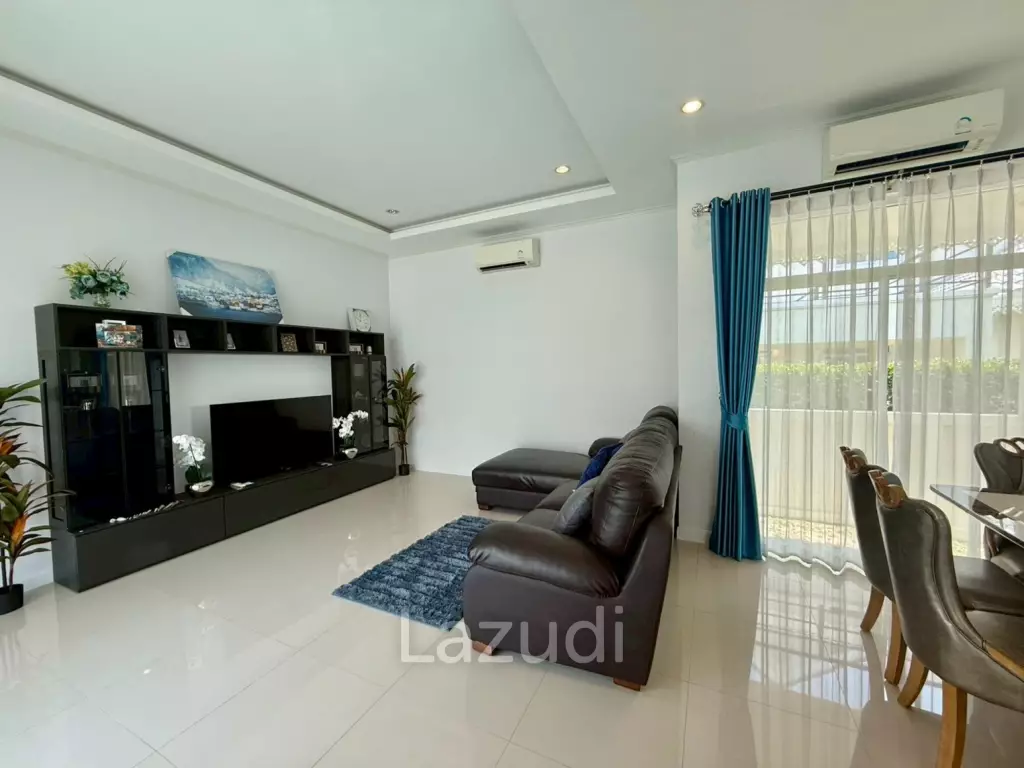 Nice Breeze 8 Pool Villa – 3 Bedrooms, 2 Bathrooms with European Kitchen in Cha-Am
