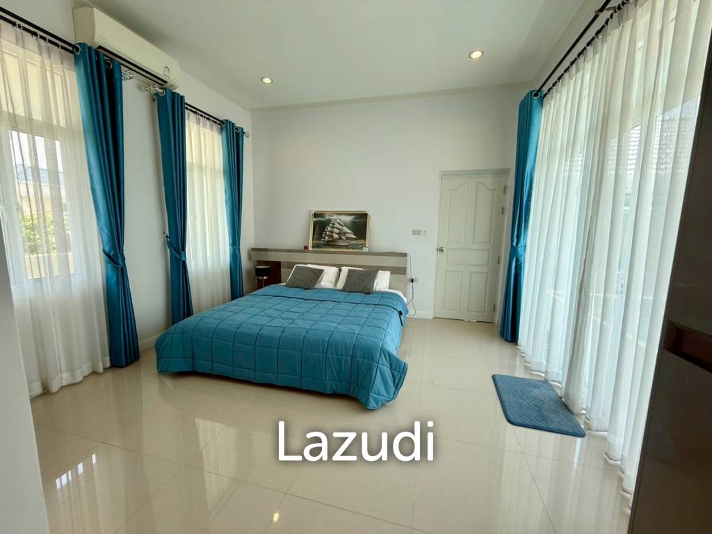 Nice Breeze 8 Pool Villa – 3 Bedrooms, 2 Bathrooms with European Kitchen in Cha-Am