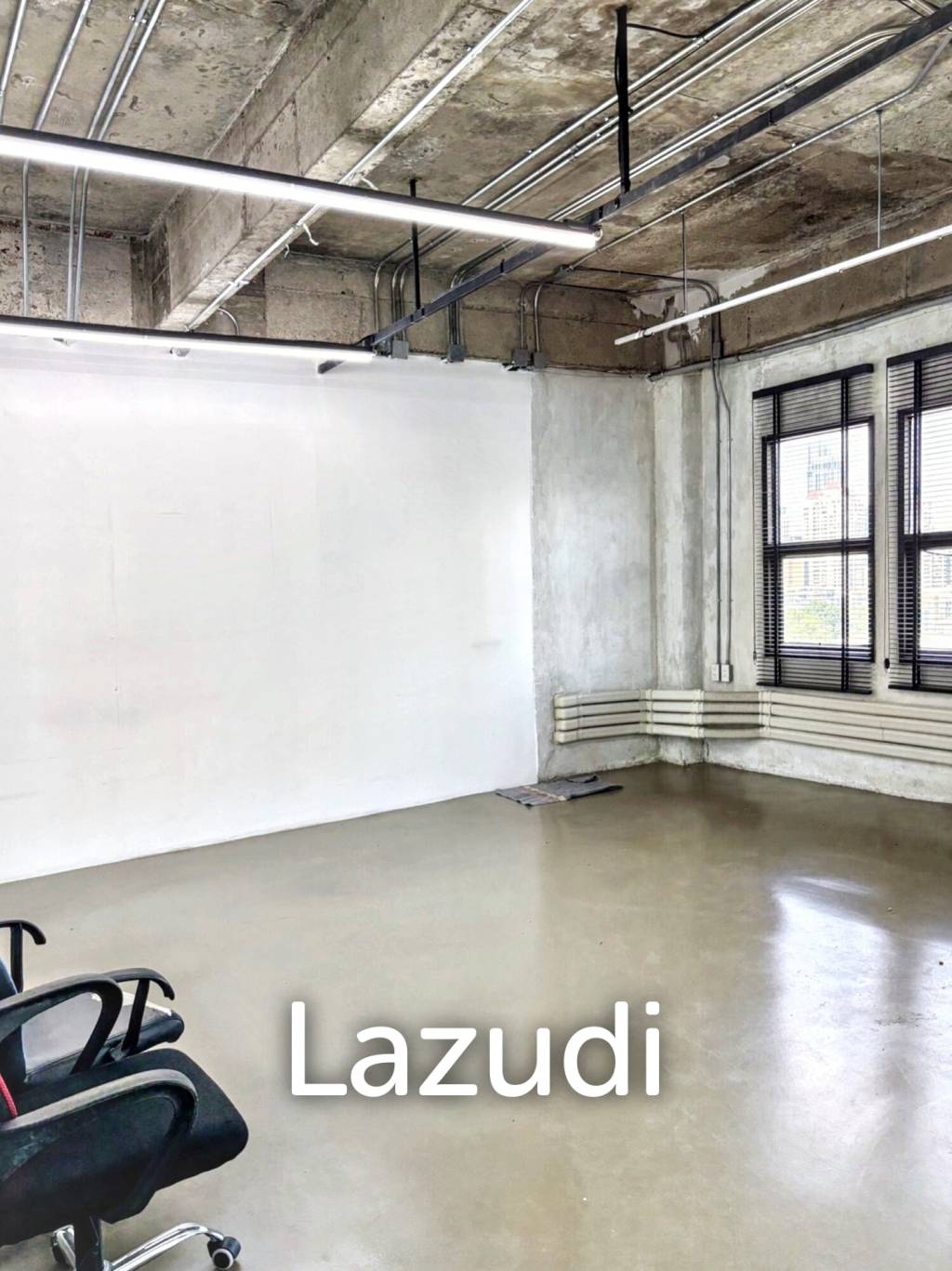 Luxury Industrial Office in Khlong Toei Bangkok