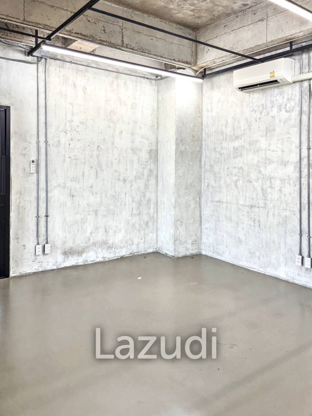 Luxury Industrial Office in Khlong Toei Bangkok