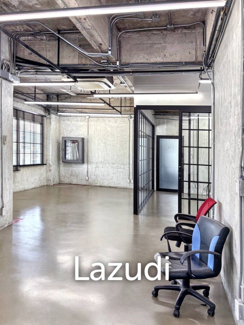 Luxury Industrial Office in Khlong Toei Bangkok