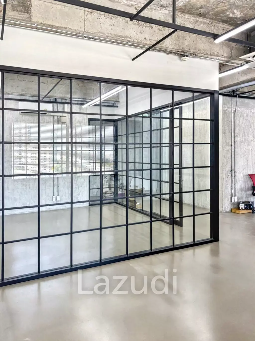 Luxury Industrial Office in Khlong Toei Bangkok