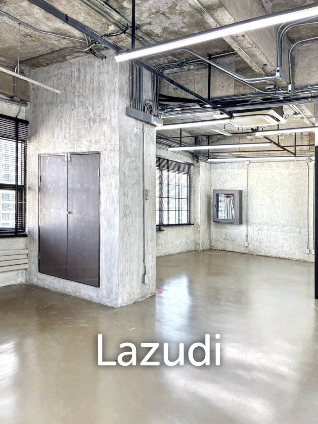 Luxury Industrial Office in Khlong Toei Bangkok