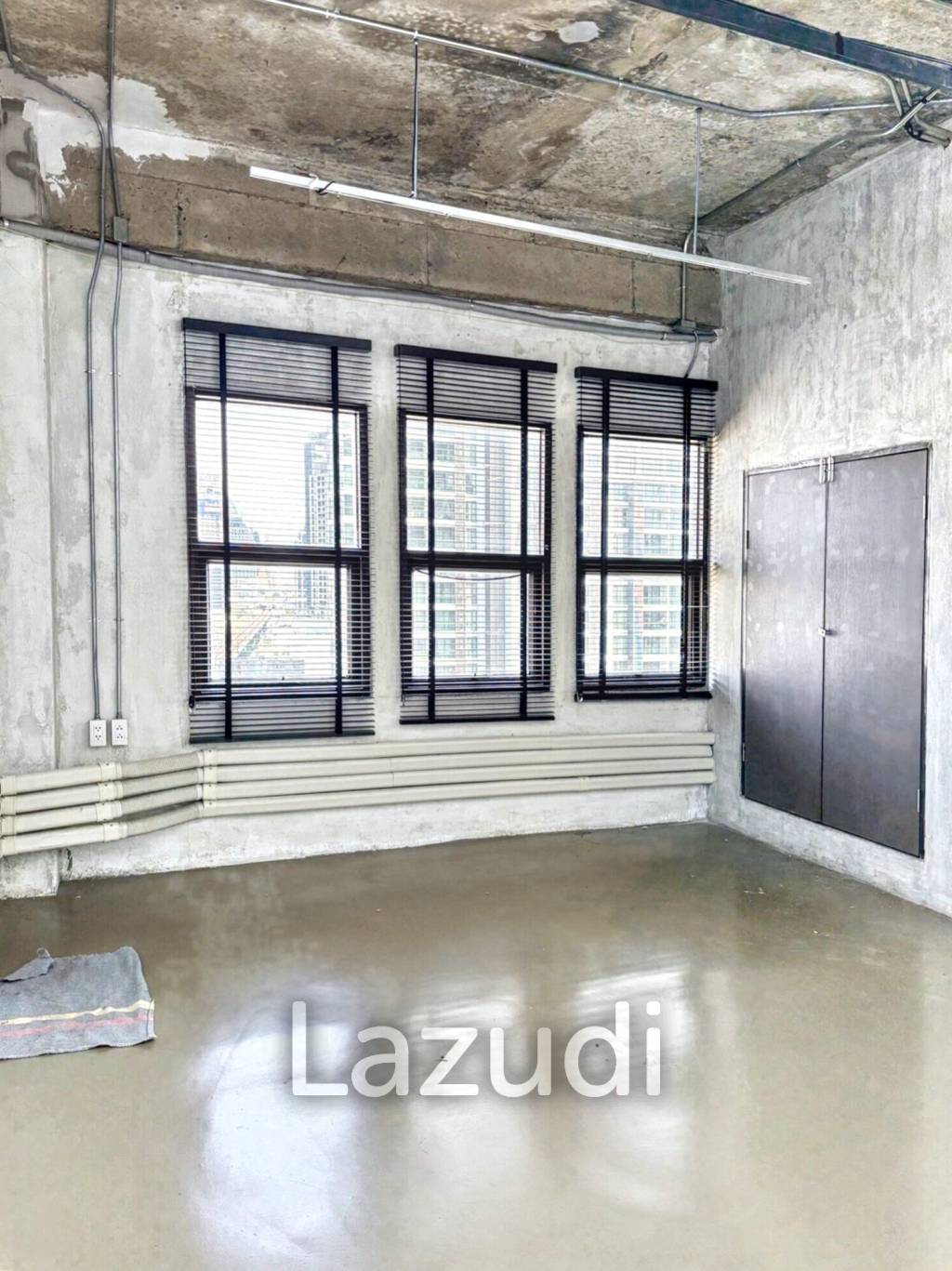 Luxury Industrial Office in Khlong Toei Bangkok