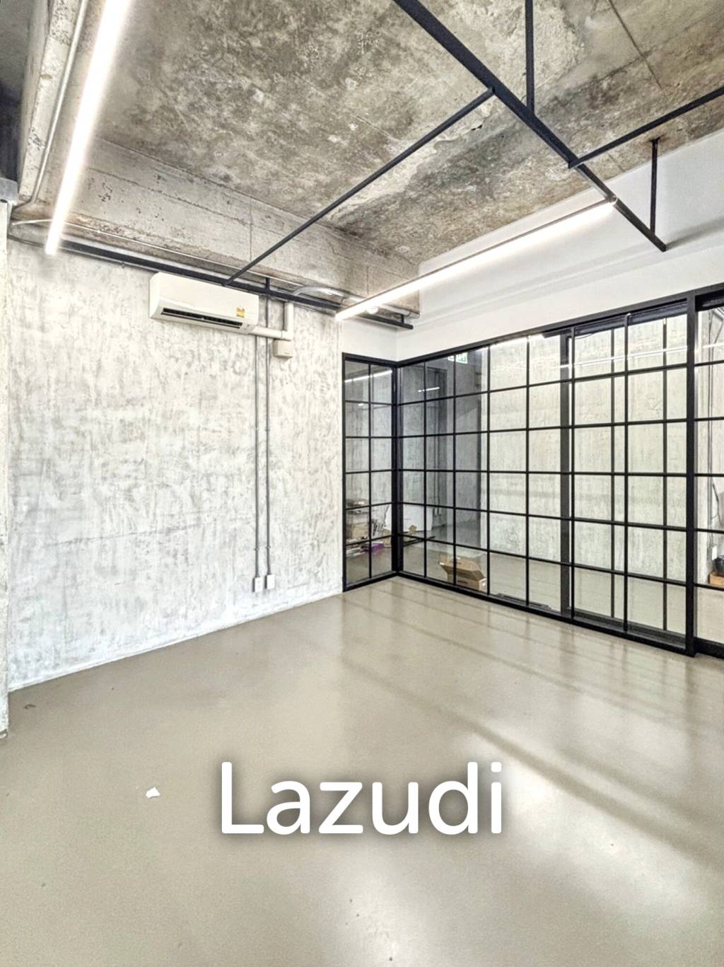 Luxury Industrial Office in Khlong Toei Bangkok
