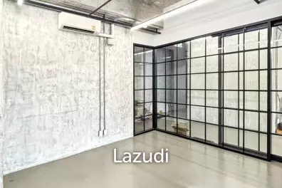 Luxury Industrial Office in Khlong Toei Bangkok