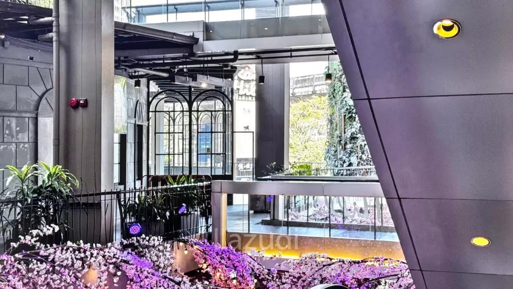 Space for a Restaurant Bar at Rain Hill Bangkok