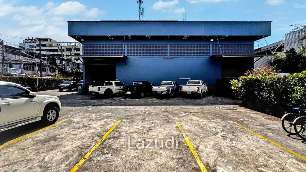 Commercial Building on Pridi (Bangkok)