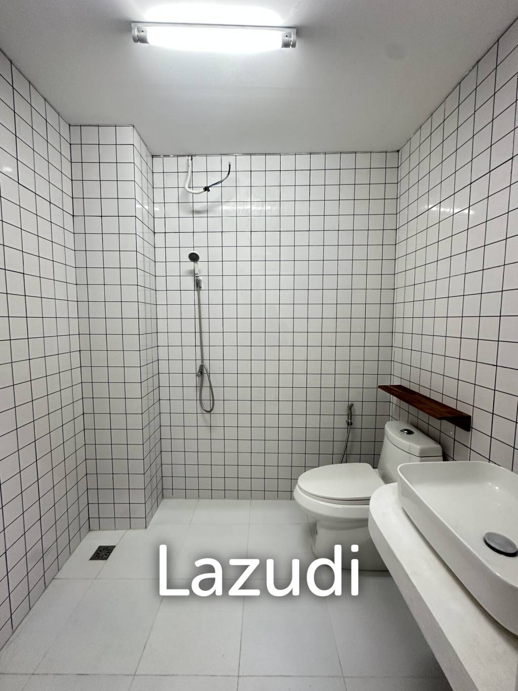 4-Bedroom 3 bedroom Townhouse in Charoen Rat