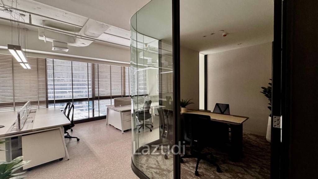 Ultra Luxury Office for Rent in Gaysorn Amarin Tower