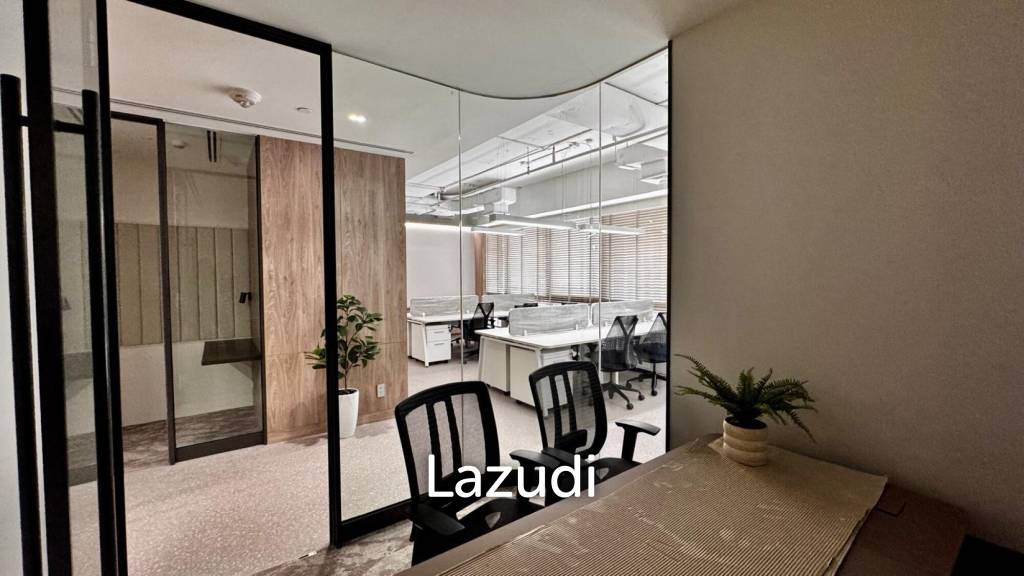 Ultra Luxury Office for Rent in Gaysorn Amarin Tower