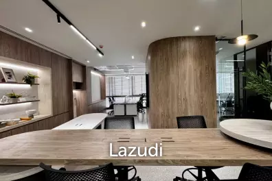Ultra Luxury Office for Rent in Gaysorn Amarin Tower