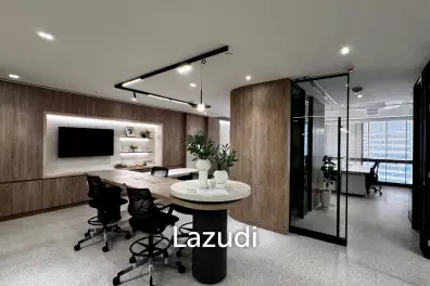 Ultra Luxury Office for Rent in Gaysorn Amarin Tower