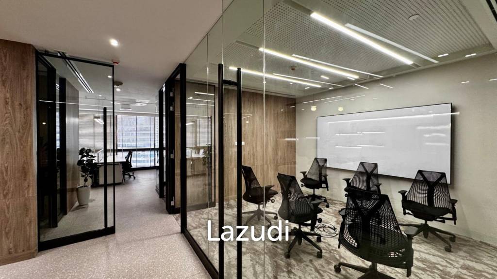 Ultra Luxury Office for Rent in Gaysorn Amarin Tower