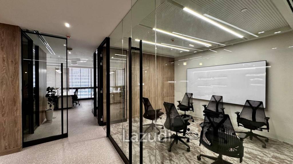 Ultra Luxury Office for Rent in Gaysorn Amarin Tower