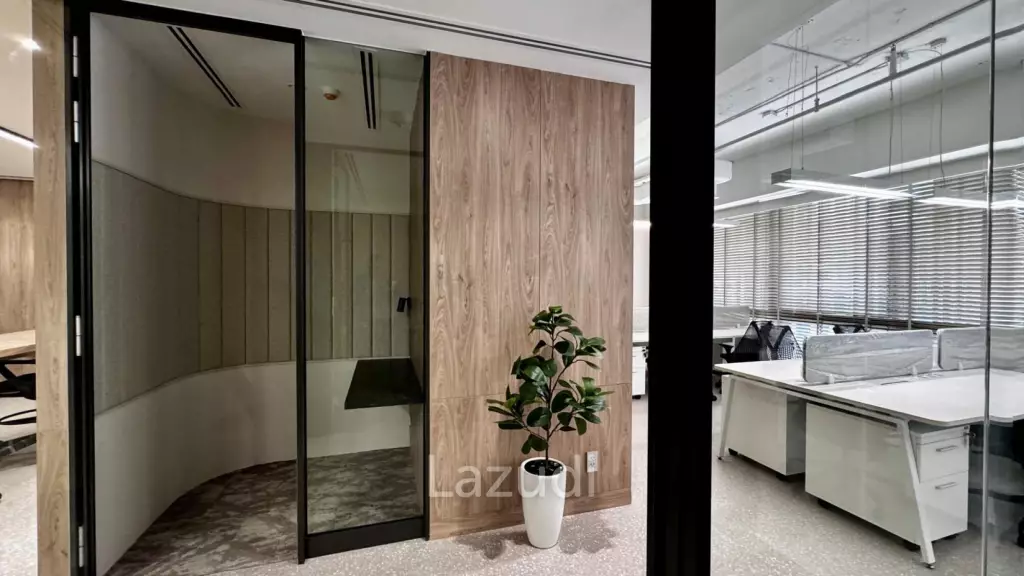 Ultra Luxury Office for Rent in Gaysorn Amarin Tower
