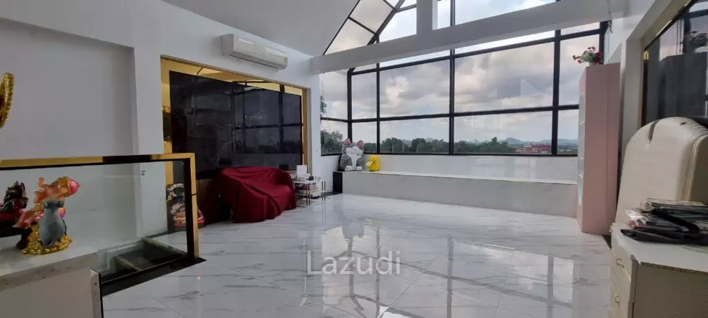4 Beds 5 Baths 543 SQ.M. Pool Villa in Huay Yai