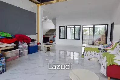4 Beds 5 Baths 543 SQ.M. Pool Villa in Huay Yai