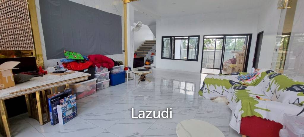 4 Beds 5 Baths 543 SQ.M. Pool Villa in Huay Yai