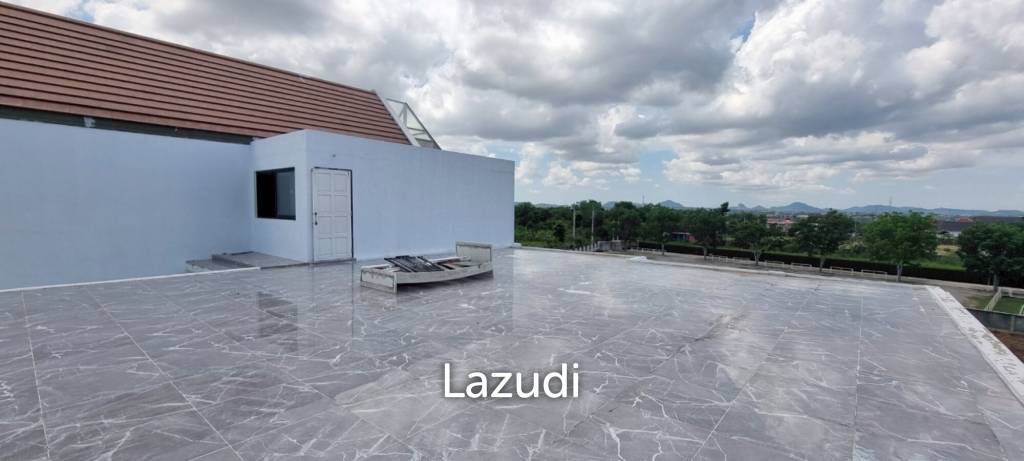 4 Beds 5 Baths 543 SQ.M. Pool Villa in Huay Yai