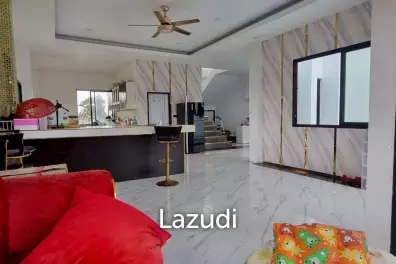 4 Beds 5 Baths 543 SQ.M. Pool Villa in Huay Yai