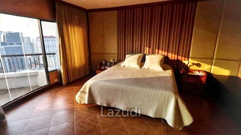 3 Bed 4 Bath 368 SQ.M Grand Diamond Pratunam